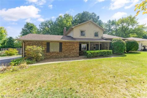 4785 Logan Arms Drive Youngstown OH 44505
