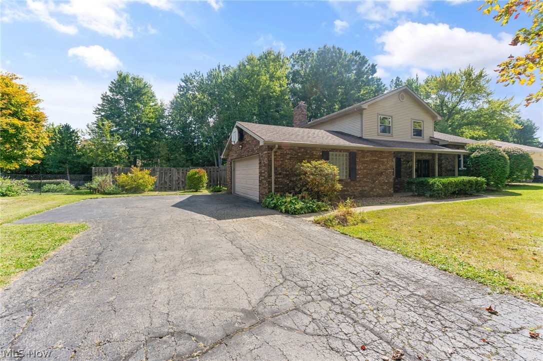 4785 Logan Arms Drive Youngstown OH 44505