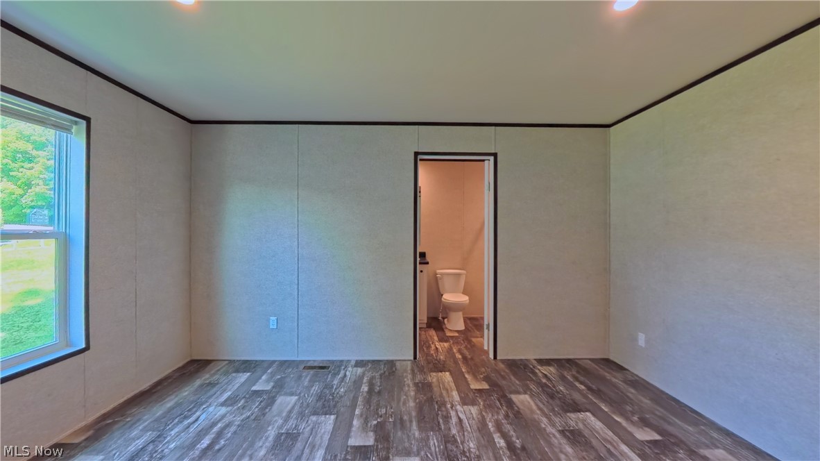 1006 South Park Circle Brookfield OH 44403
