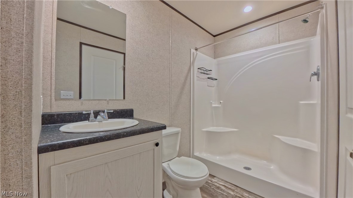 1006 South Park Circle Brookfield OH 44403