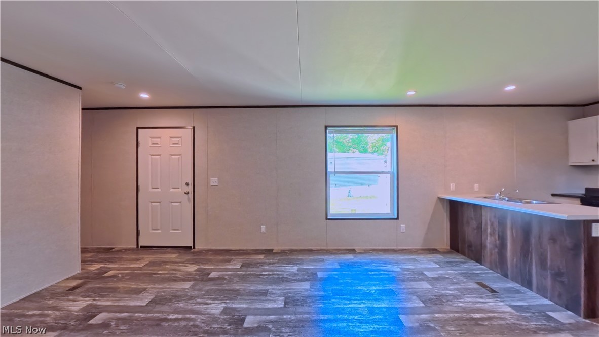 1006 South Park Circle Brookfield OH 44403
