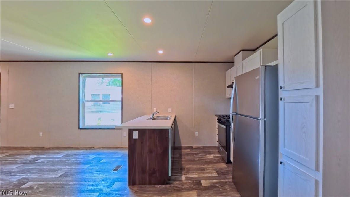 1006 South Park Circle Brookfield OH 44403