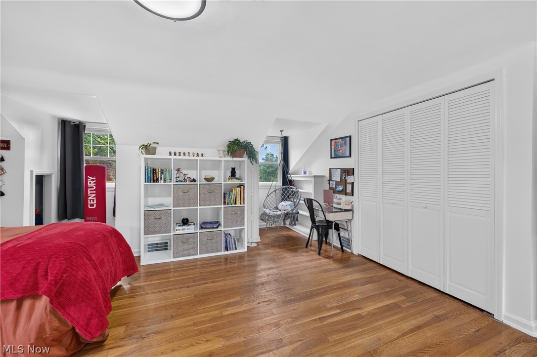 28049 Emery Road Orange Village OH 44022