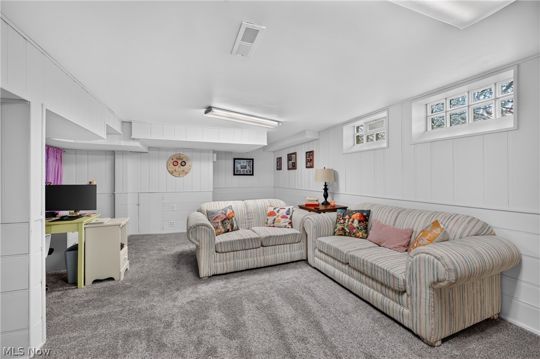 28049 Emery Road Orange Village OH 44022