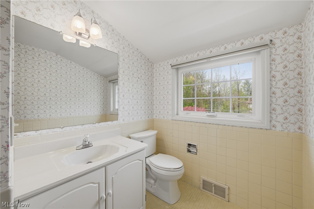 32245 Burlwood Drive Solon OH 44139