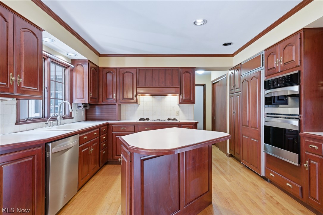 32245 Burlwood Drive Solon OH 44139