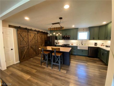 578 Fieldstone Drive Amherst OH 44001