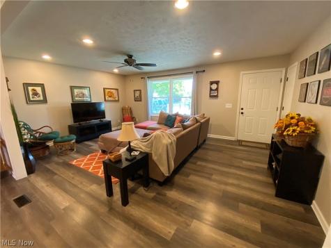 578 Fieldstone Drive Amherst OH 44001
