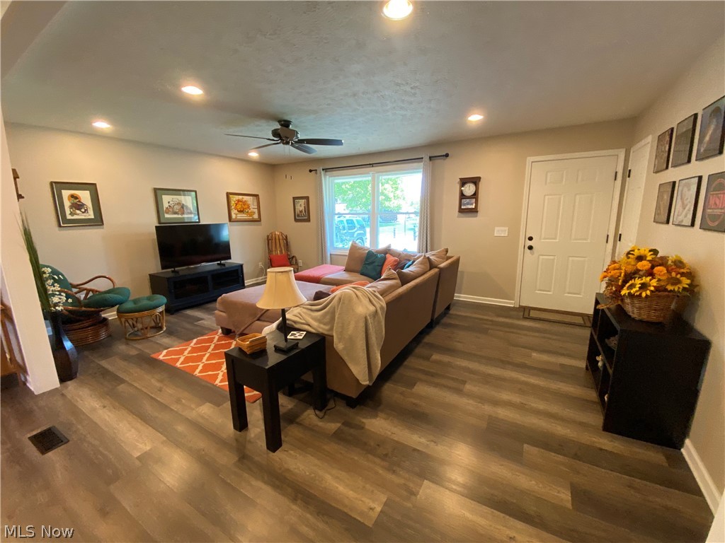 578 Fieldstone Drive Amherst OH 44001