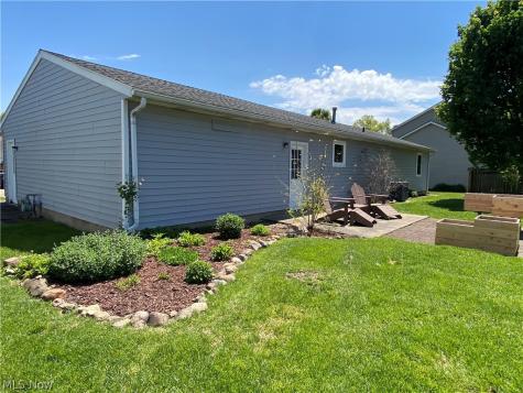 578 Fieldstone Drive Amherst OH 44001