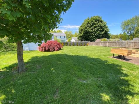 578 Fieldstone Drive Amherst OH 44001