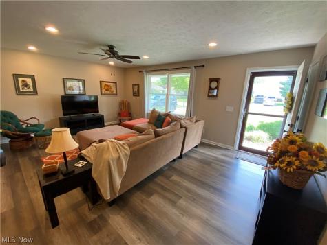 578 Fieldstone Drive Amherst OH 44001