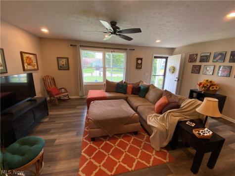 578 Fieldstone Drive Amherst OH 44001