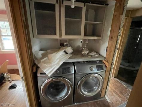 73 W Burns Avenue Akron OH 44310
