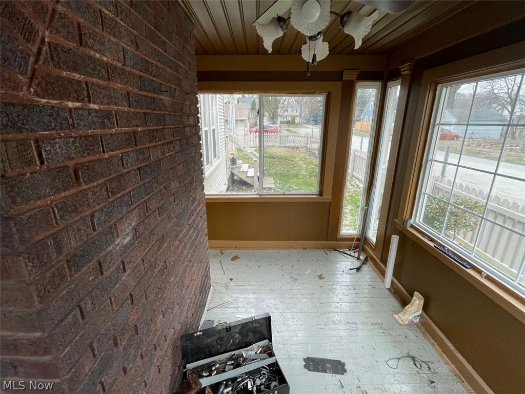 73 W Burns Avenue Akron OH 44310