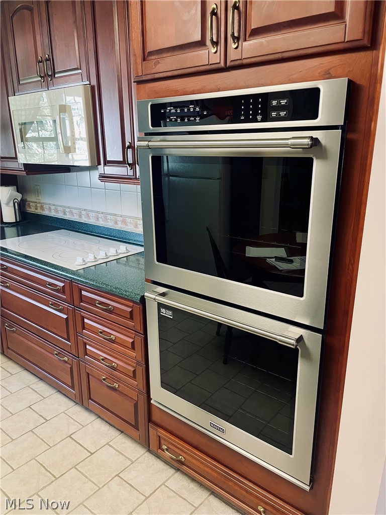 1611 Winterhaven Avenue Ashtabula OH 44004
