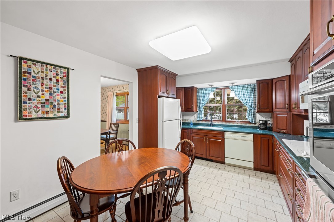 1611 Winterhaven Avenue Ashtabula OH 44004
