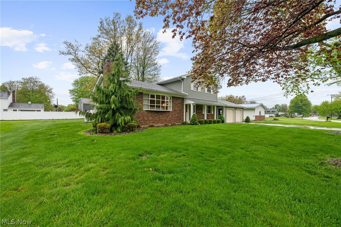 1611 Winterhaven Avenue Ashtabula OH 44004