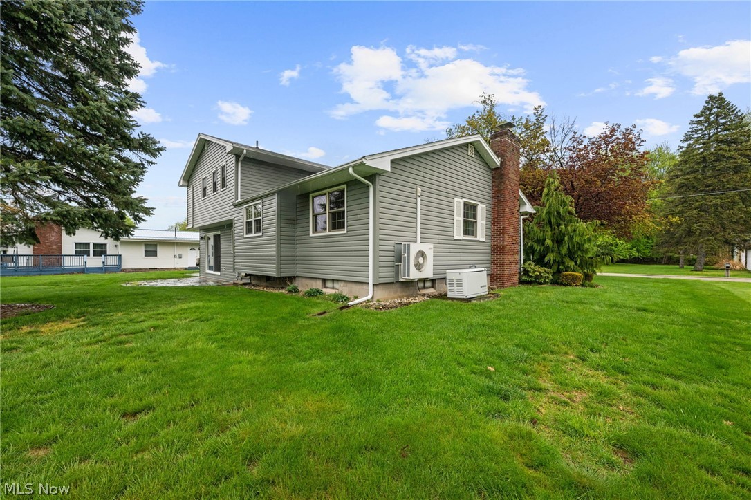 1611 Winterhaven Avenue Ashtabula OH 44004
