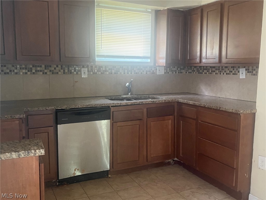 3286 Yorkshire Road Cleveland Heights OH 44118