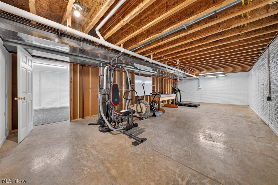 2940 Corries Way Conneaut OH 44030