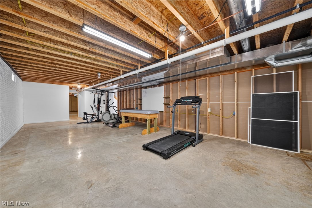 2940 Corries Way Conneaut OH 44030