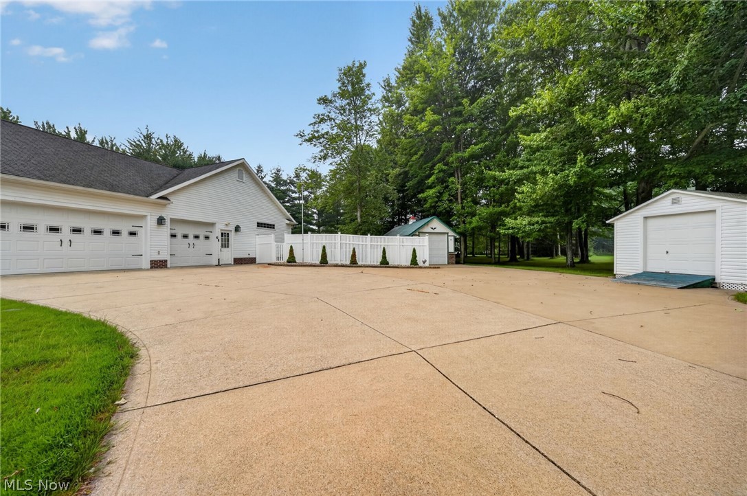 2940 Corries Way Conneaut OH 44030