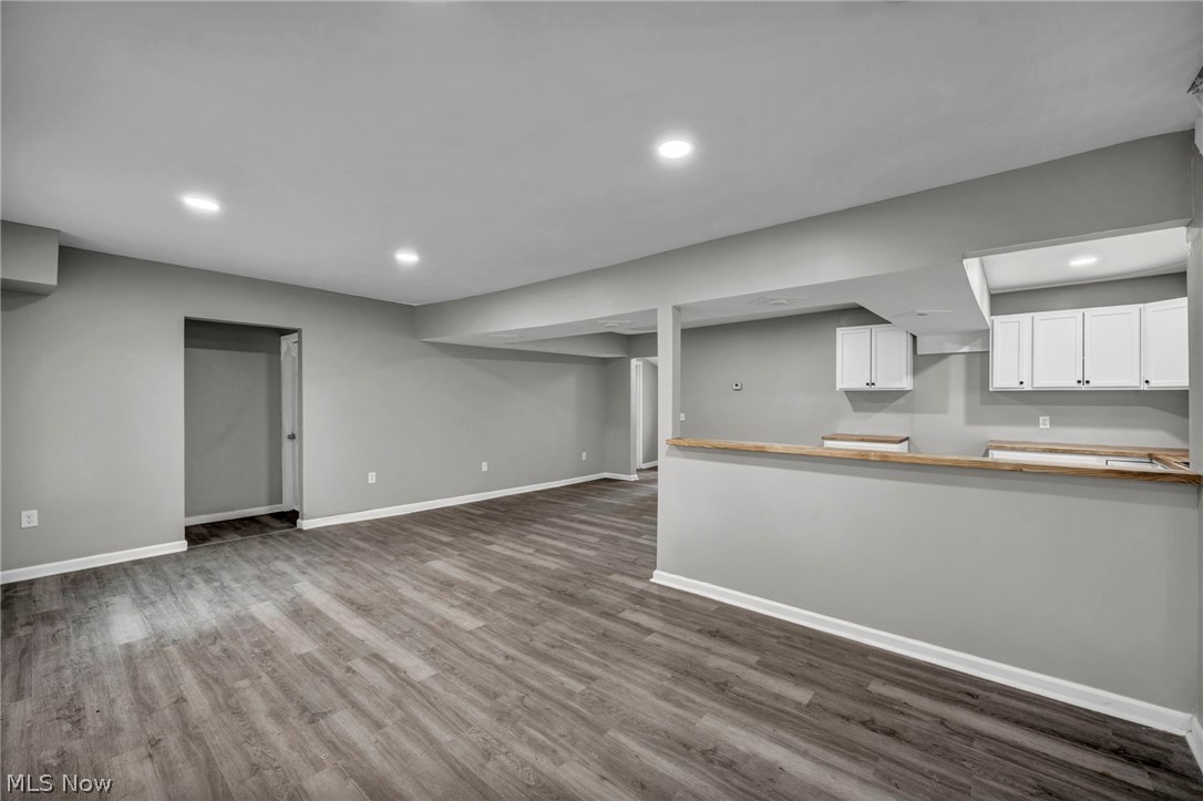 295 E 238th Street Euclid OH 44123