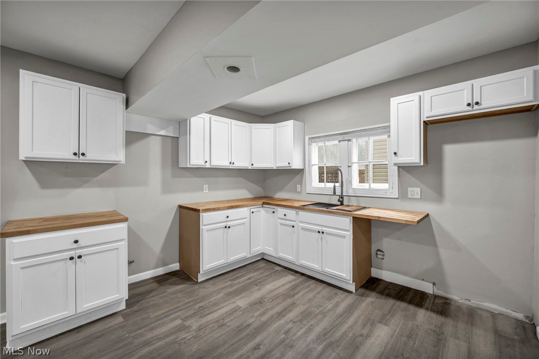 295 E 238th Street Euclid OH 44123