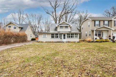 295 E 238th Street Euclid OH 44123