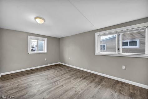 295 E 238th Street Euclid OH 44123