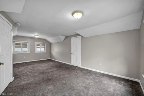 295 E 238th Street Euclid OH 44123