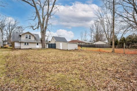 295 E 238th Street Euclid OH 44123