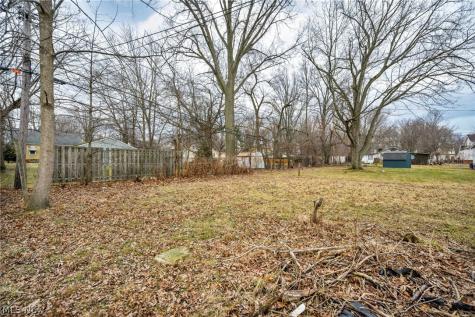 295 E 238th Street Euclid OH 44123