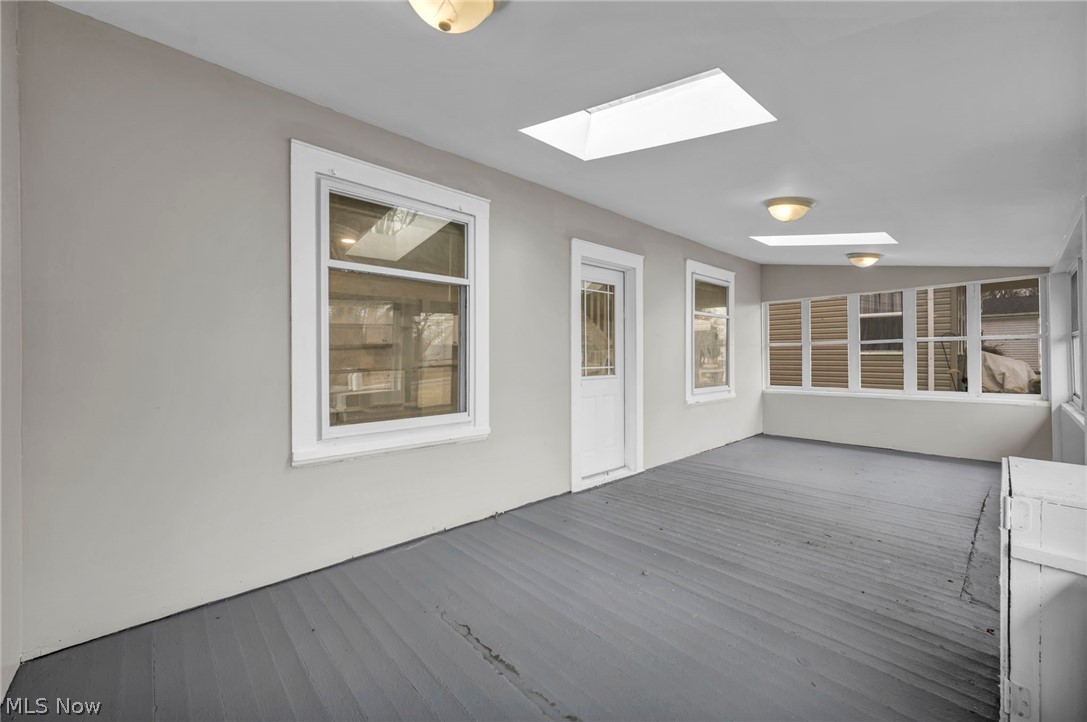 295 E 238th Street Euclid OH 44123