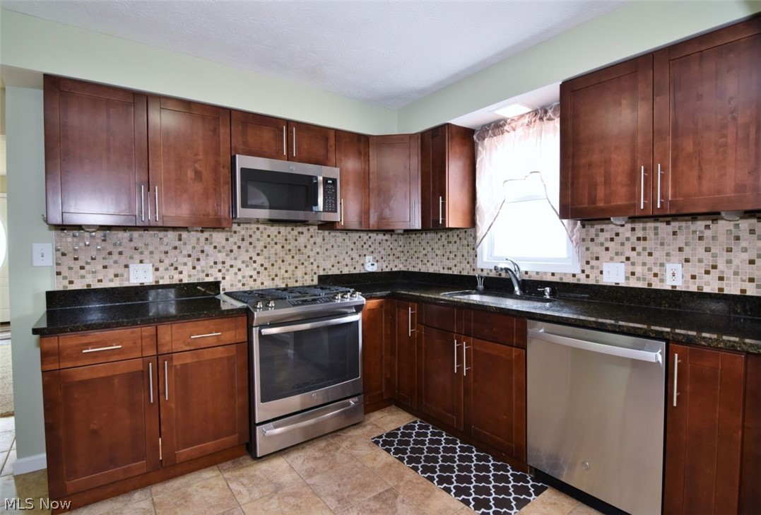 1190 Belrose Avenue Mayfield Heights OH 44124