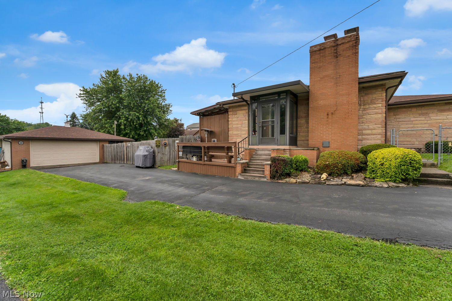 704 Olnhausen Street East Liverpool OH 43920