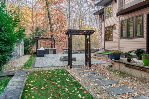 3521 Hamilton Drive Richfield OH 44286