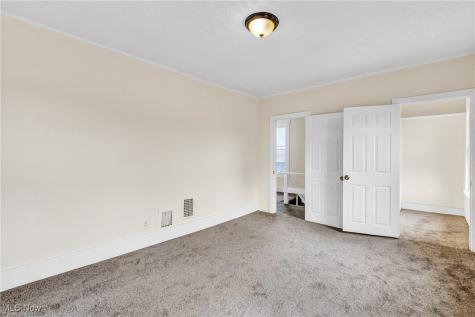 62 E Market Street Alliance OH 44601