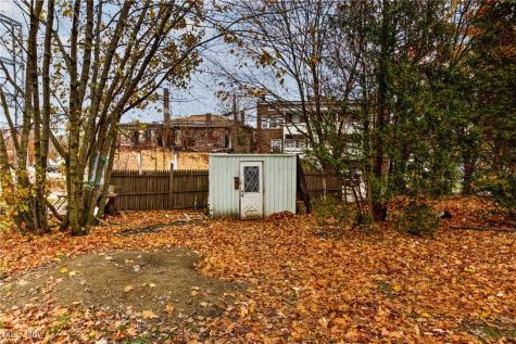62 E Market Street Alliance OH 44601