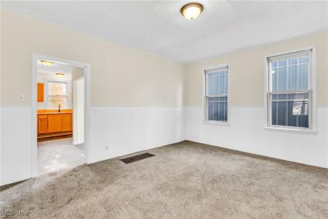 62 E Market Street Alliance OH 44601
