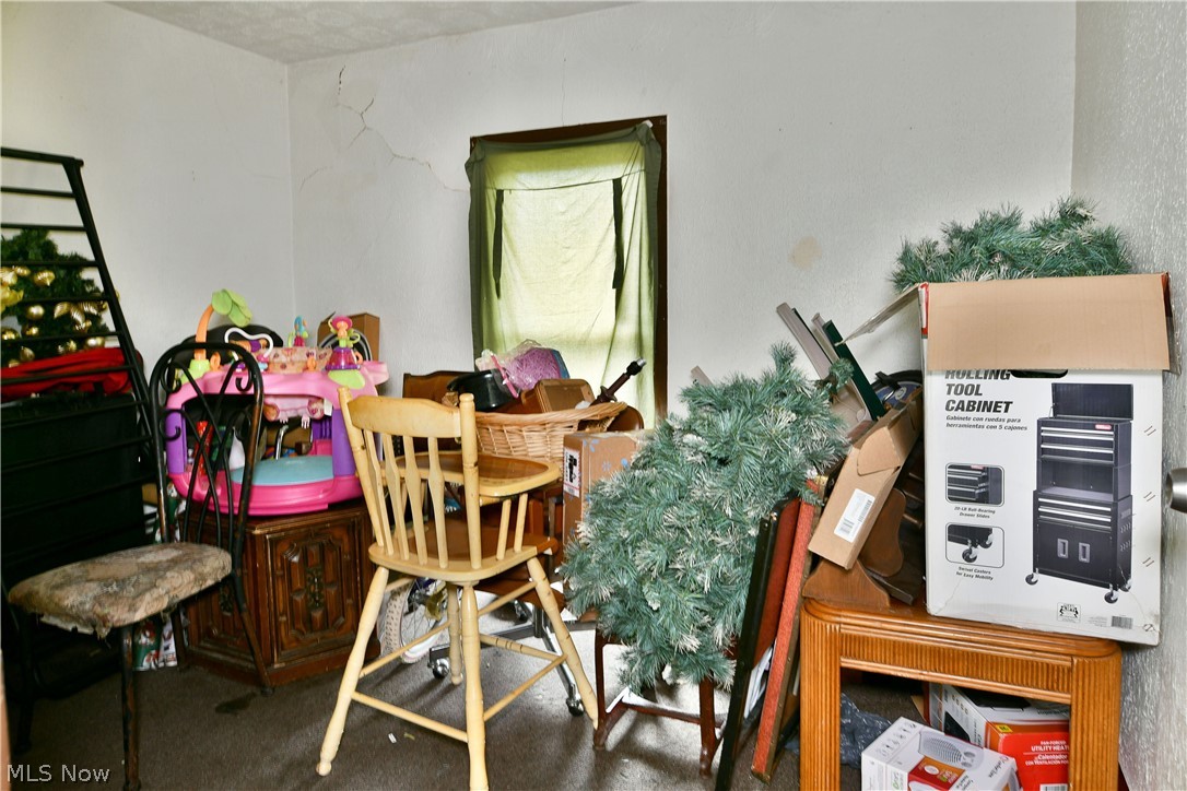 5013 King Graves Road Vienna OH 44473