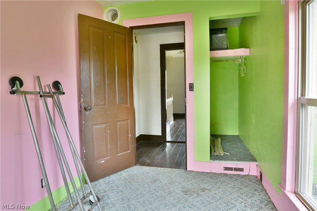 5013 King Graves Road Vienna OH 44473