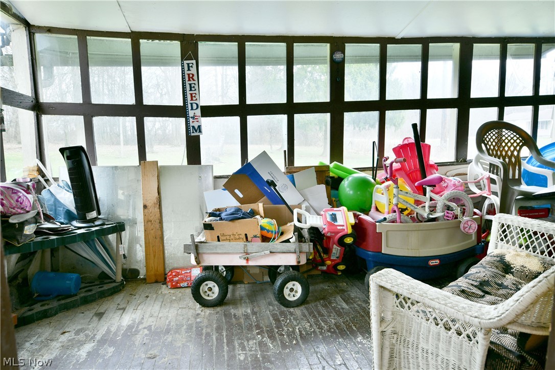 5013 King Graves Road Vienna OH 44473