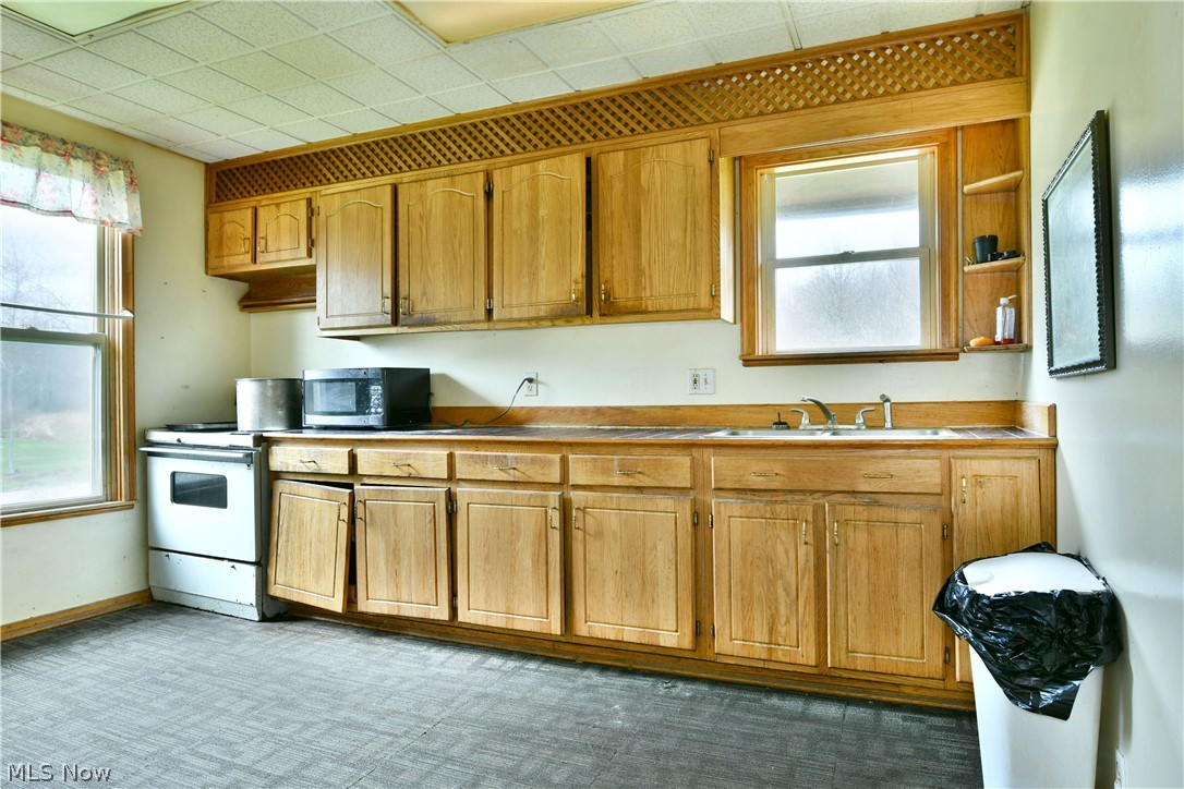 5013 King Graves Road Vienna OH 44473