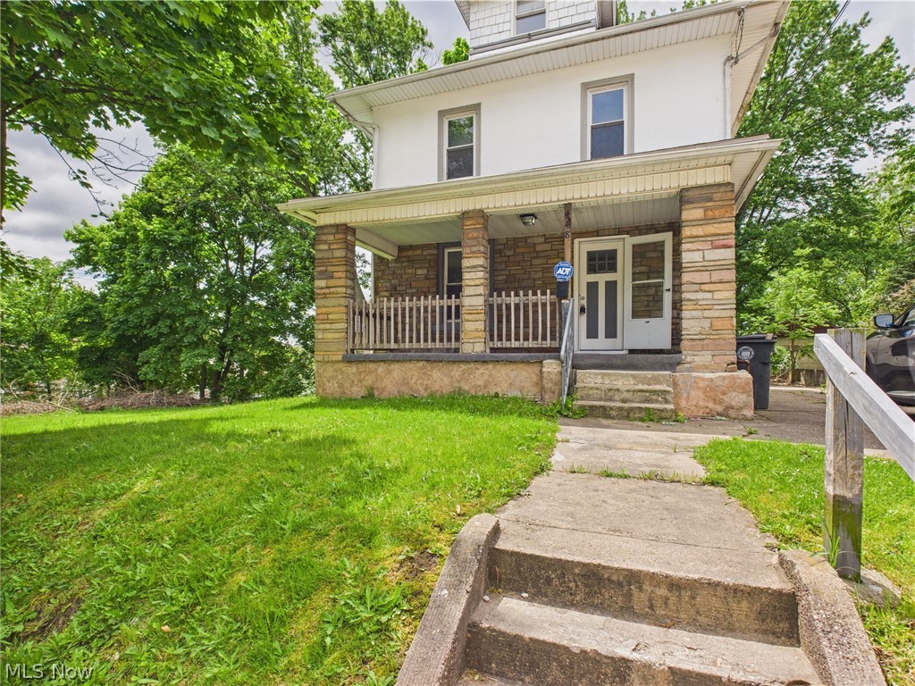 448 E Voris Street Akron OH 44311