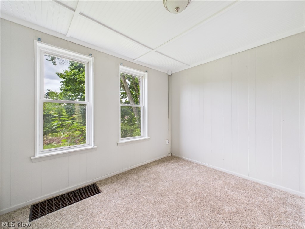 448 E Voris Street Akron OH 44311
