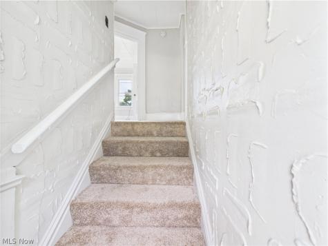 448 E Voris Street Akron OH 44311