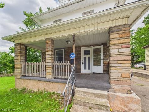 448 E Voris Street Akron OH 44311