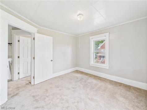 448 E Voris Street Akron OH 44311